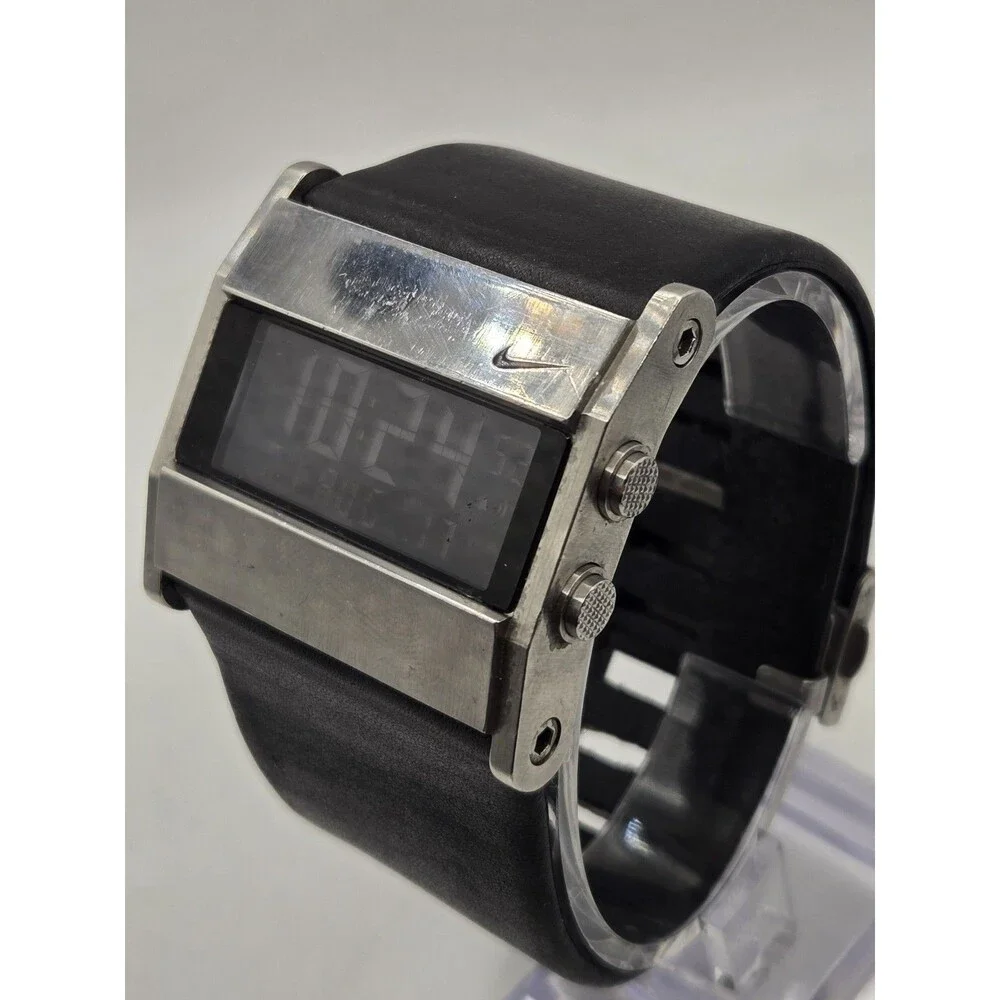 Nike Oregon Series Mens Stainless Steel Digital Chrono Watch WA0038